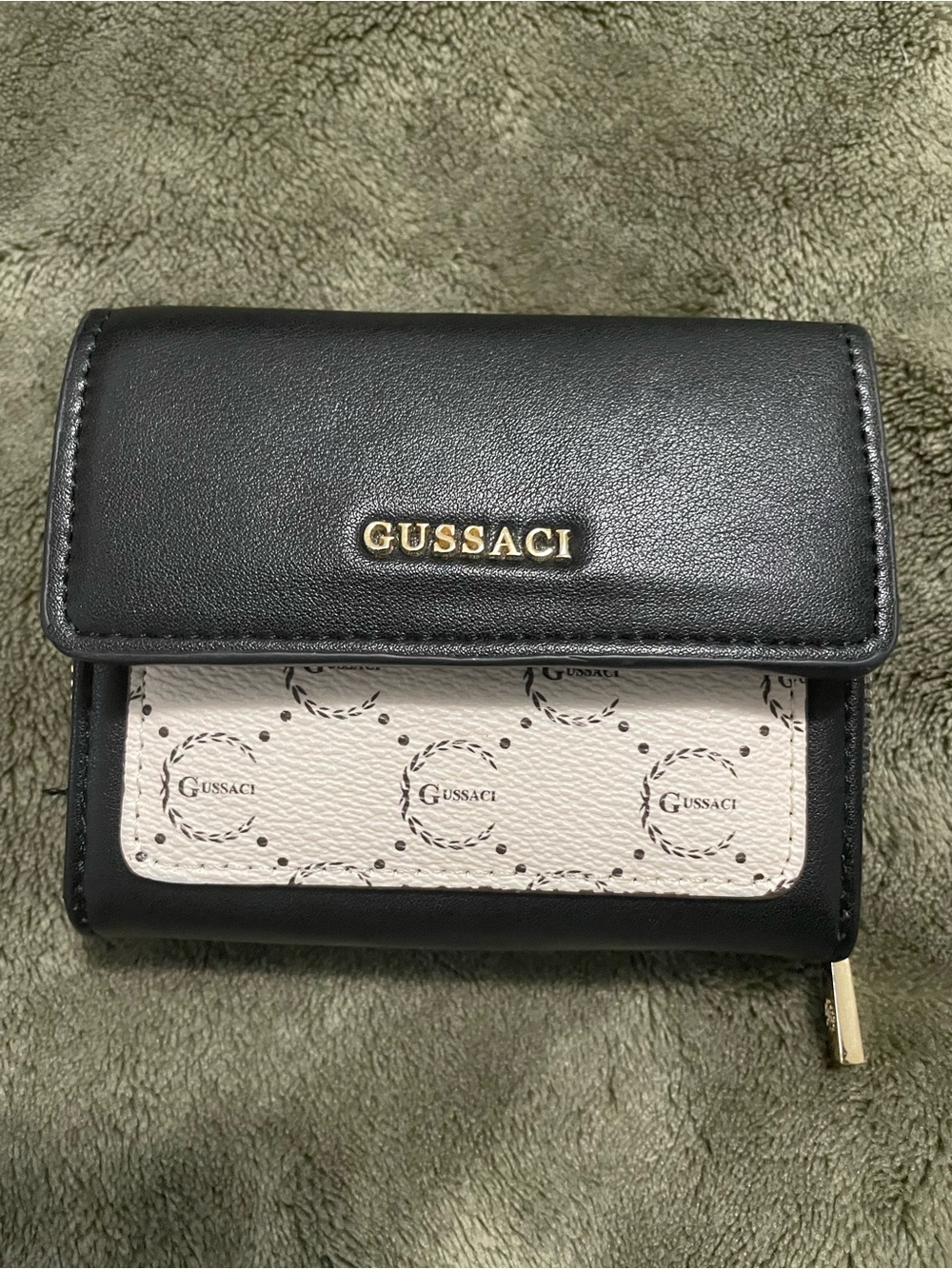 Gussaci Black & White Trifold Women's Wallet